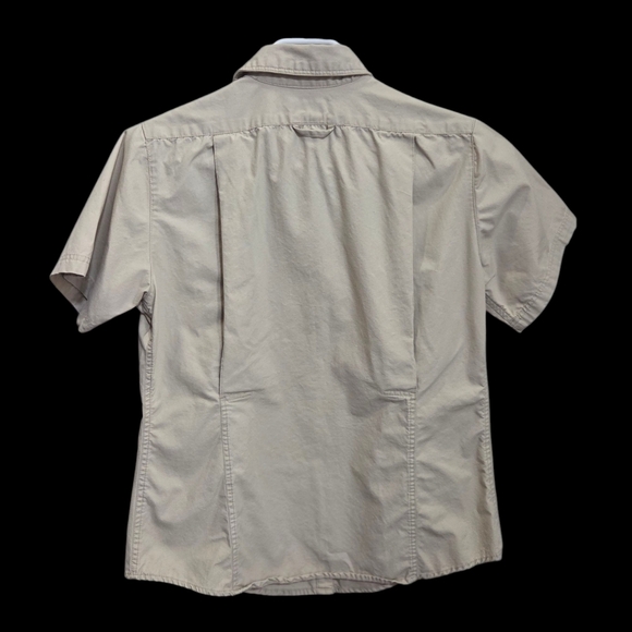 Filson Womans  Tan Button Down Shirt Classic Short Sleeve Size 8 - Picture 2 of 5